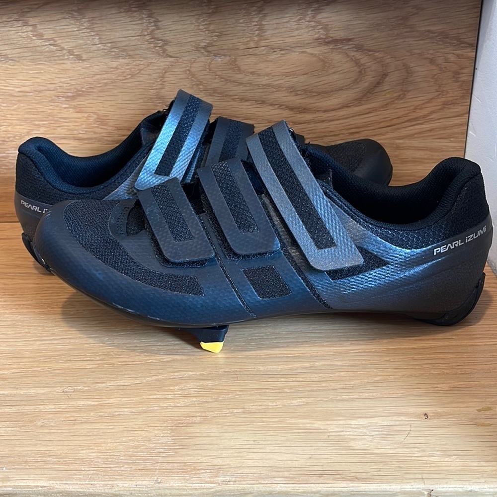 Perfect Condition Pearl iZumi Cycle Shoes